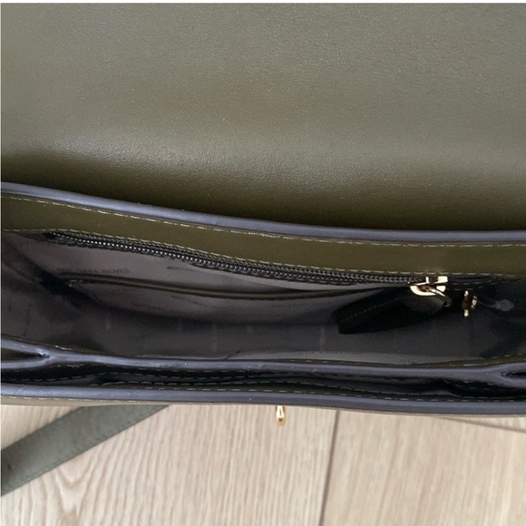 Michael Kors Delfina Olive Green Leather Saddle Bag Purse - Picture 8 of 11